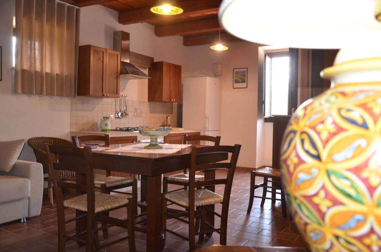 Serravalle Relais & Country Villa With Private Pool - Esclusive Use Chiaramonte Gulfi Exteriör bild
