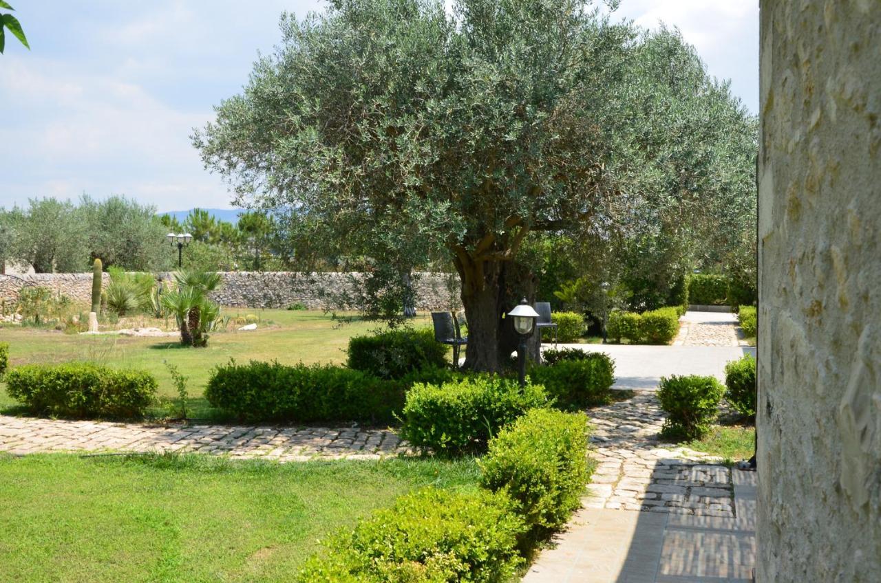 Serravalle Relais & Country Villa With Private Pool - Esclusive Use Chiaramonte Gulfi Exteriör bild