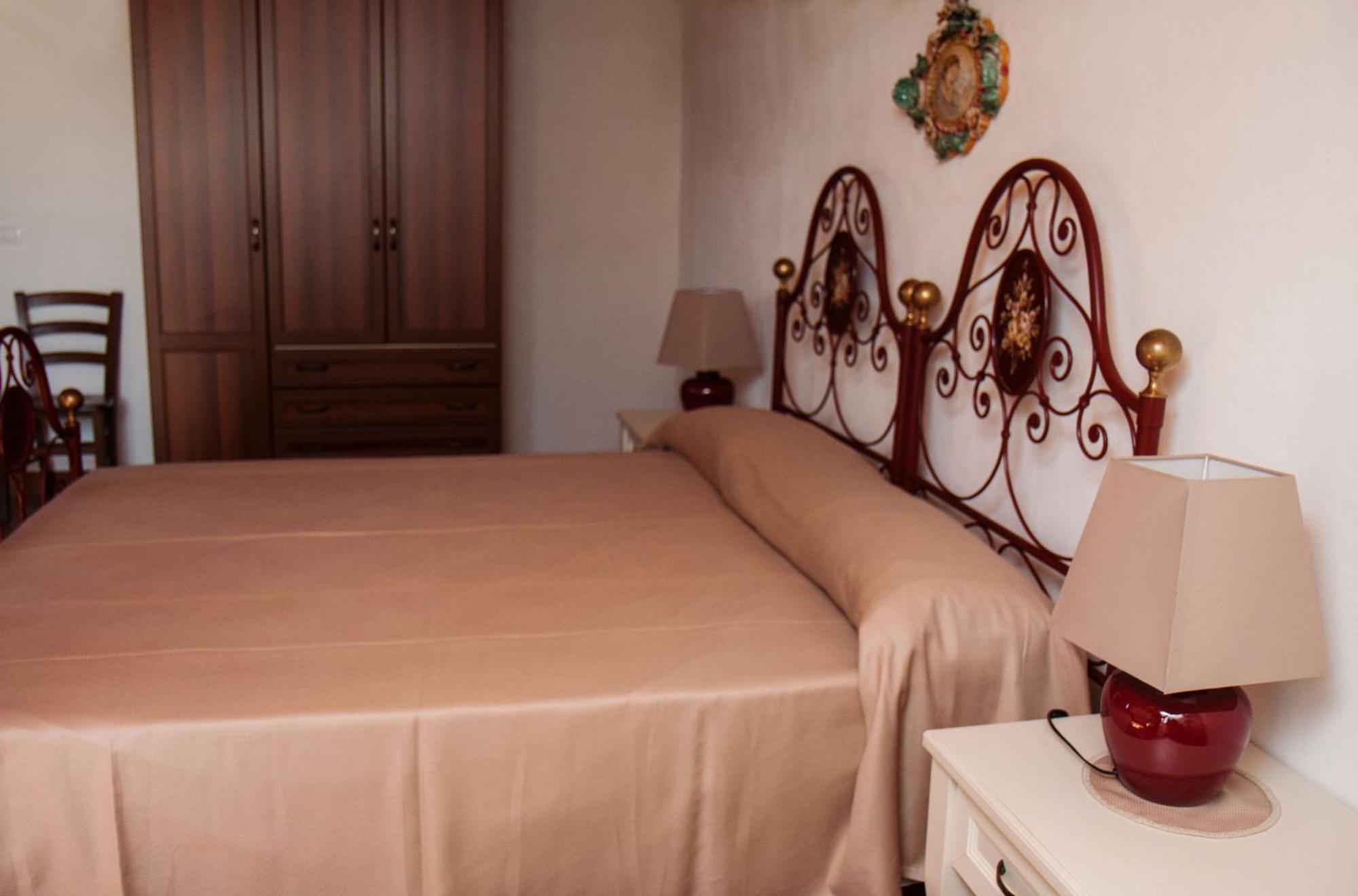 Serravalle Relais & Country Villa With Private Pool - Esclusive Use Chiaramonte Gulfi Exteriör bild