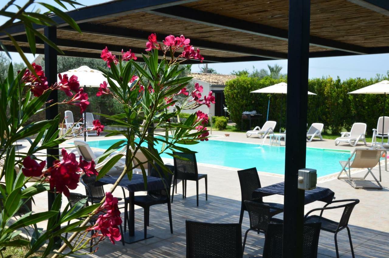 Serravalle Relais & Country Villa With Private Pool - Esclusive Use Chiaramonte Gulfi Exteriör bild