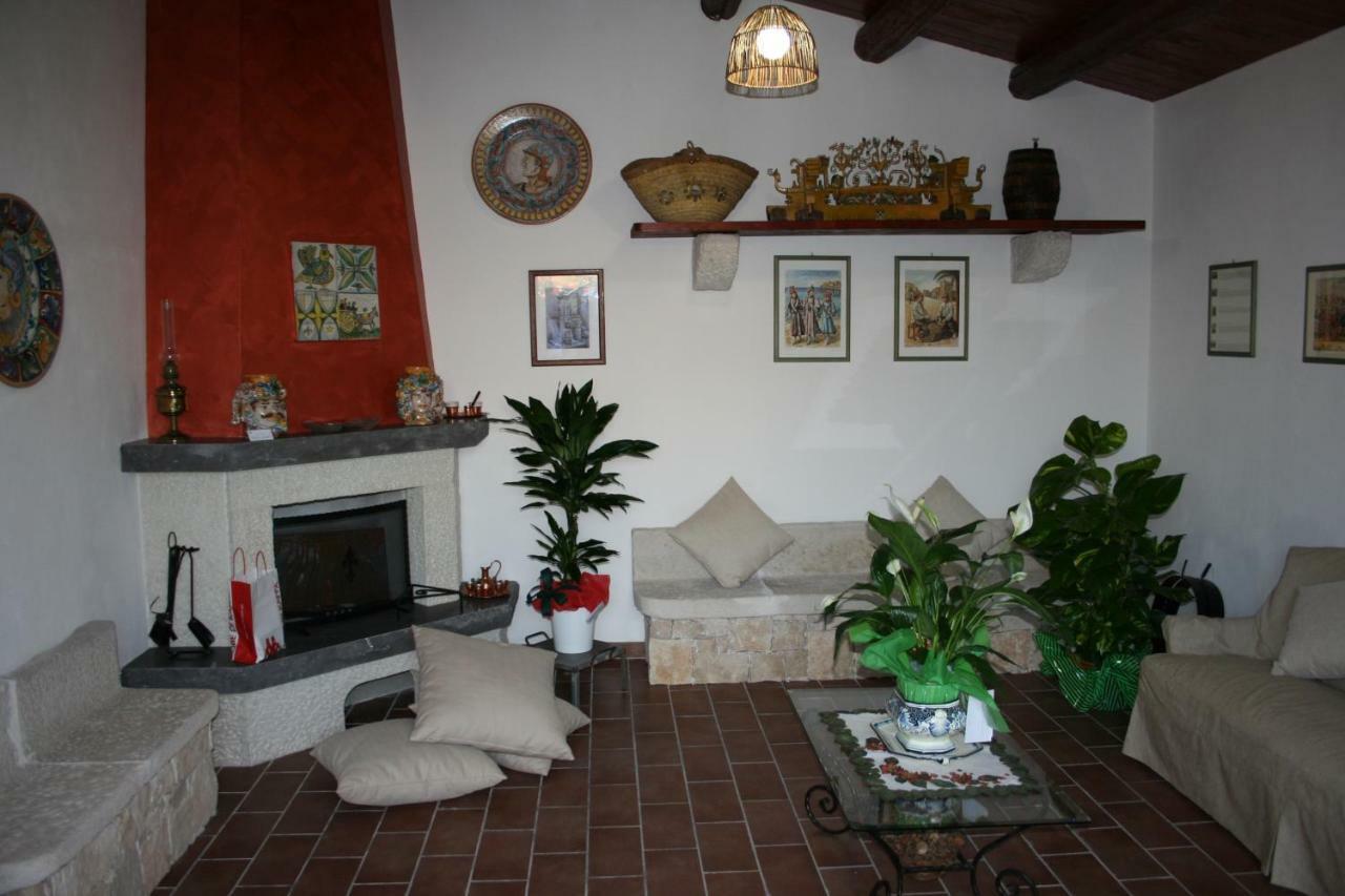 Serravalle Relais & Country Villa With Private Pool - Esclusive Use Chiaramonte Gulfi Exteriör bild